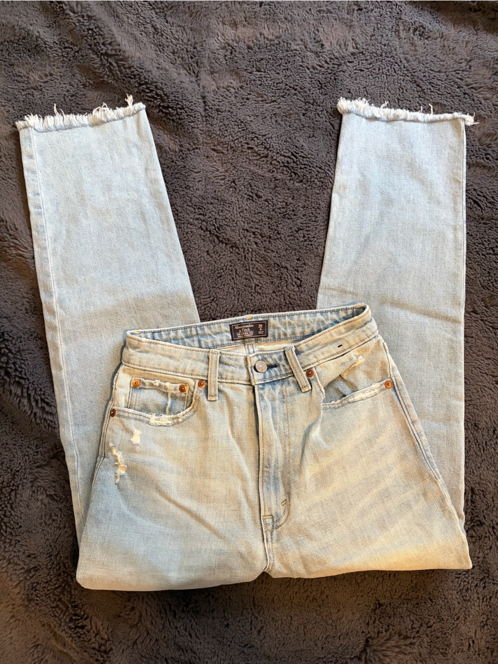 Abercrombie & Fitch Light Wash Distressed Ankle Jeans